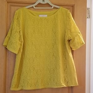 Short sleeve gold blouse